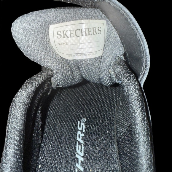 SKECHERS boy’s black and gray sneakers. Size 11 - Picture 6 of 7